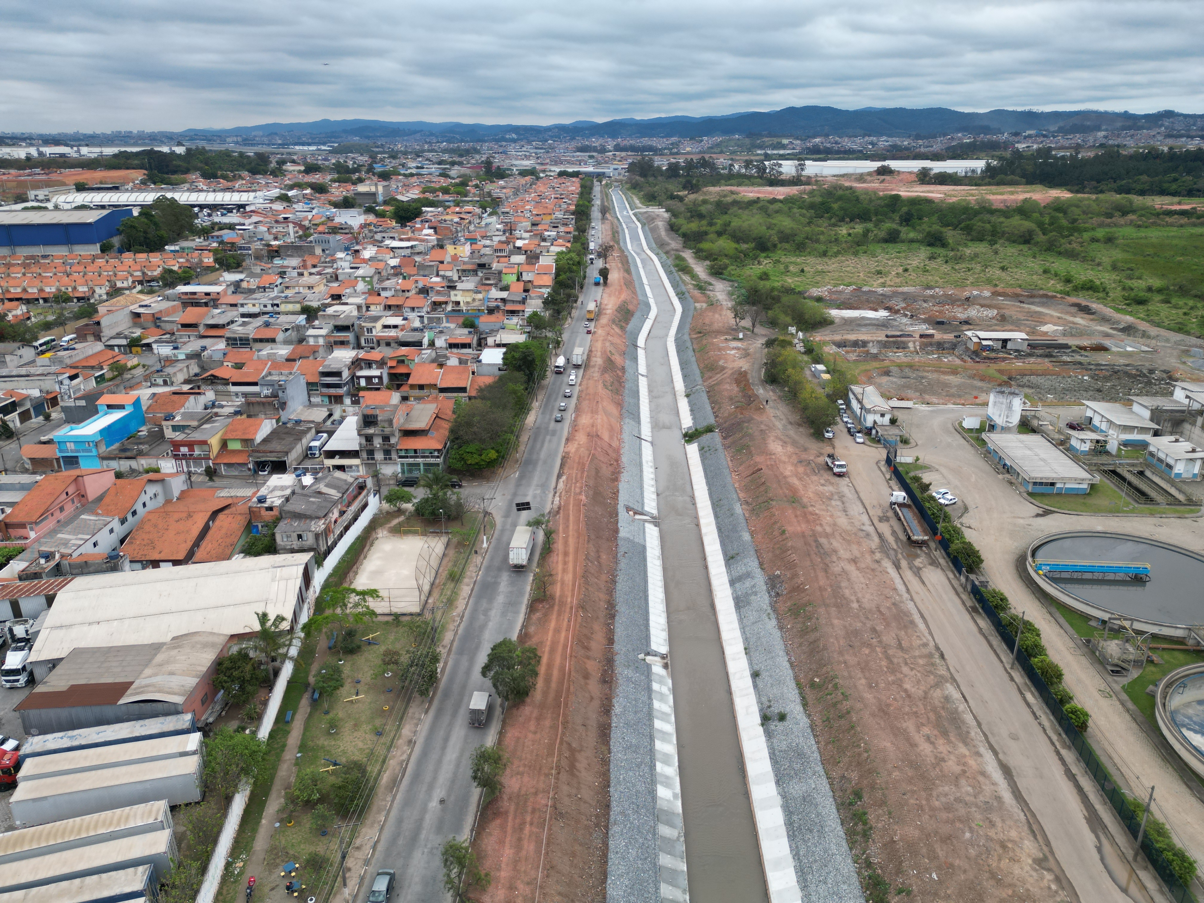 Programa Novo Baquirivu acelera obras de macrodrenagem e combate a enchentes