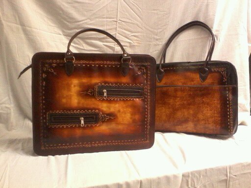 25 TECNICA RECORTE GRAVAÇÃO EM COURO - ARTESAO FRANCISCO2