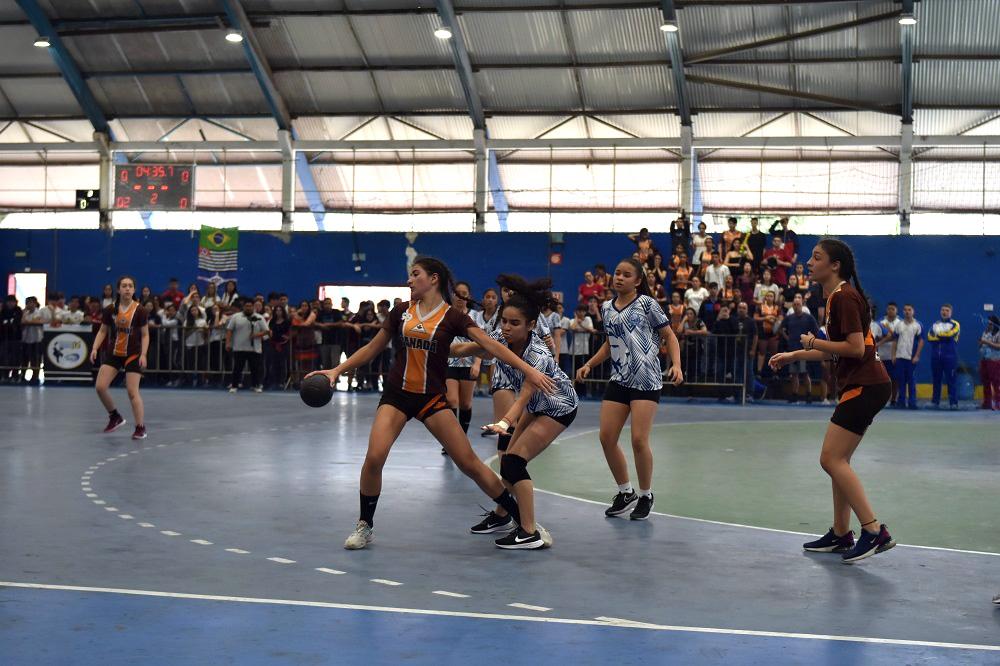 Xadrez e damas chegam ao fim na 50ª Olimpíada Colegial Guarulhense -  GuarulhosWeb